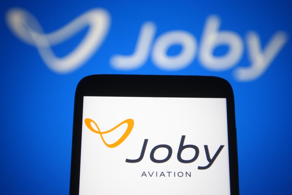 TradingKey - 当地时间2025年5月28日，美国电动空中出租车公司Joby Aviation（JOBY）股价单日暴涨超30%，盘中触及8.95美元。此次飙升源于丰田汽车完成对其首期2.5亿美元的战略注资，该投资系2024年11月双方签署的5亿美元追加协议首期款项。